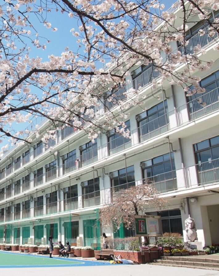 弘中綾香が通っていた中学校