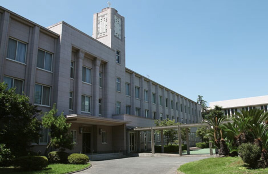 郡司恭子アナの通った高校